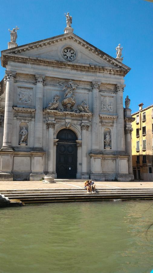Love Island Veneza Exterior foto